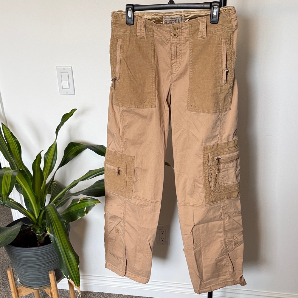 Abercrombie & Fitch Tan Cargo Pants